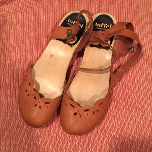 Used Swedish Hasbeens size 38